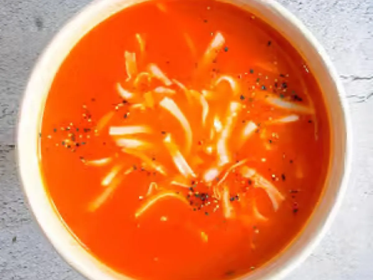Gluten Free Tomato and Roasted Red Bell Pepper Soup (No Bread)