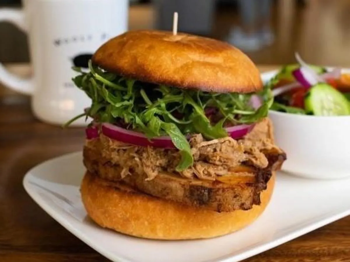 Wooly Pig Sandwich