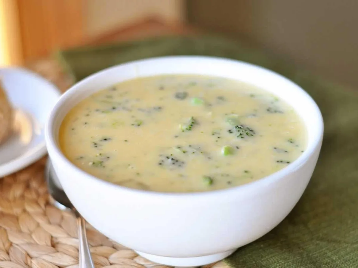 Broccoli & Cheese Soup