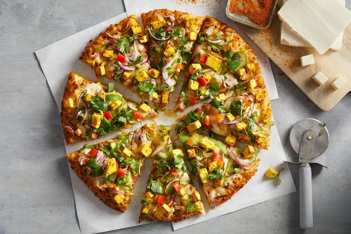 GF Chilli Paneer Pizza