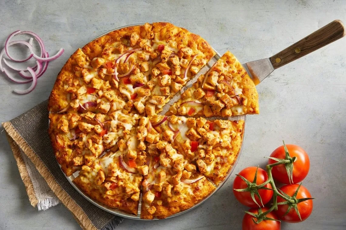 Butter Chicken Pizza with Side Caesar Salad