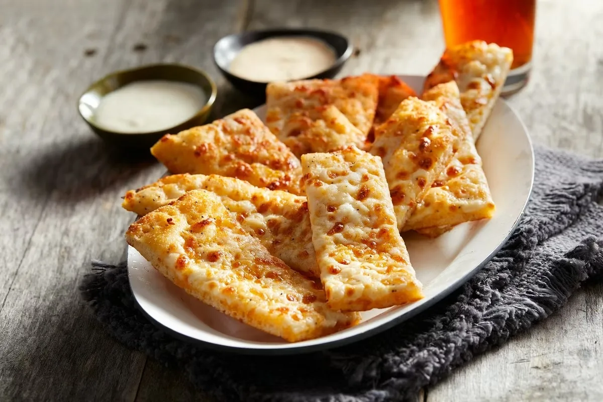 Garlic Sticks With Cheese