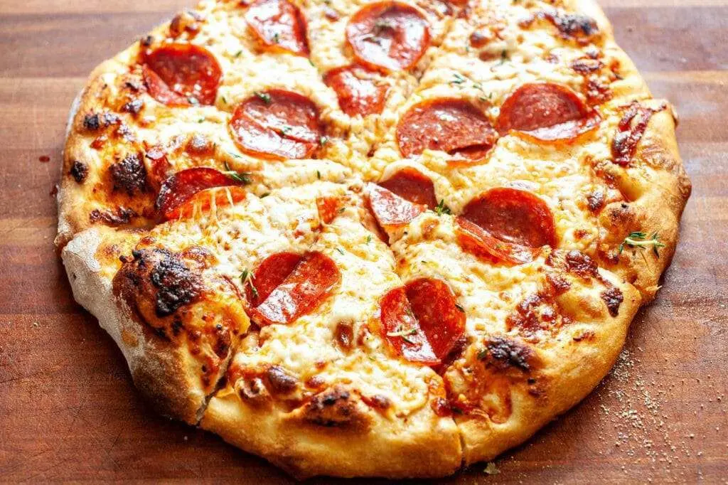 Pepperoni Pizza with Dairy-Free Cheese [18"]