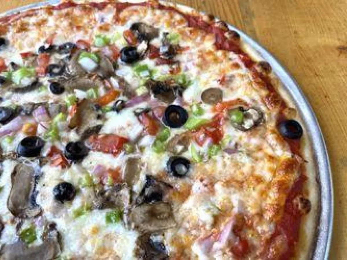 Veggie Pizza with Dairy-Free Cheese [12"]