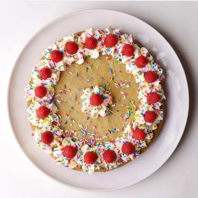 Chocolate Chip Cookie Cake (single Layer) - Strawberry