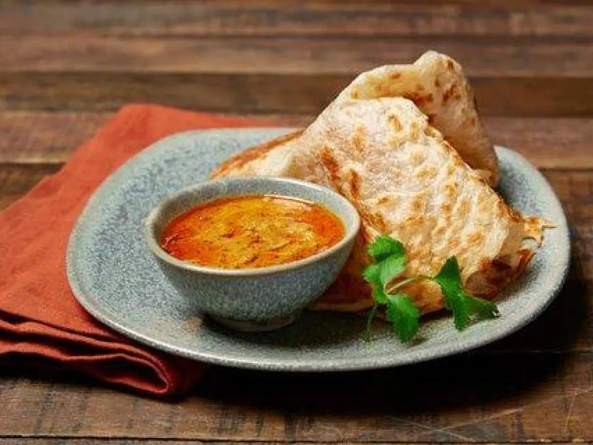 Platha & Dip — Vegetarian Curry Sauce