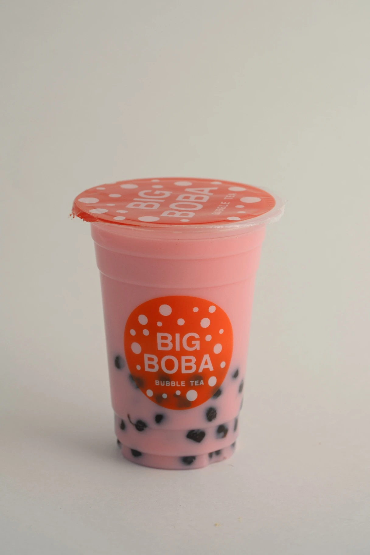 Strawberry Milk Tea — Medium