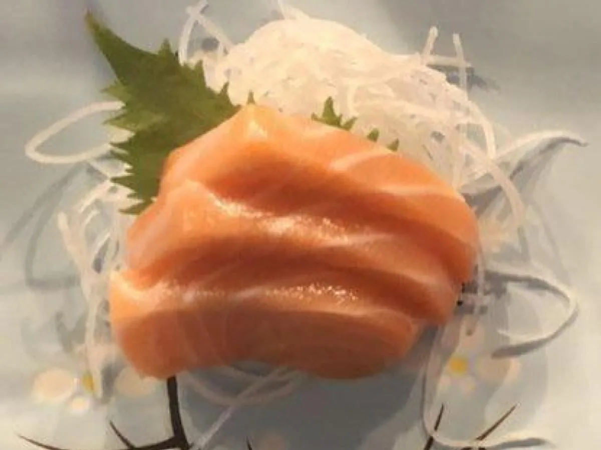 Salmon (Sake) Sashimi