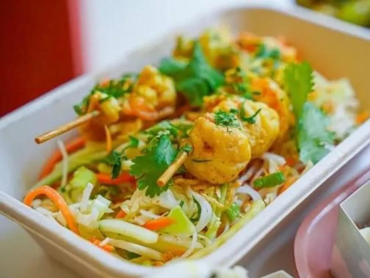 Bowl Boxed Lunch — Grilled Shrimp with Salad and Nouc Chom Sauce