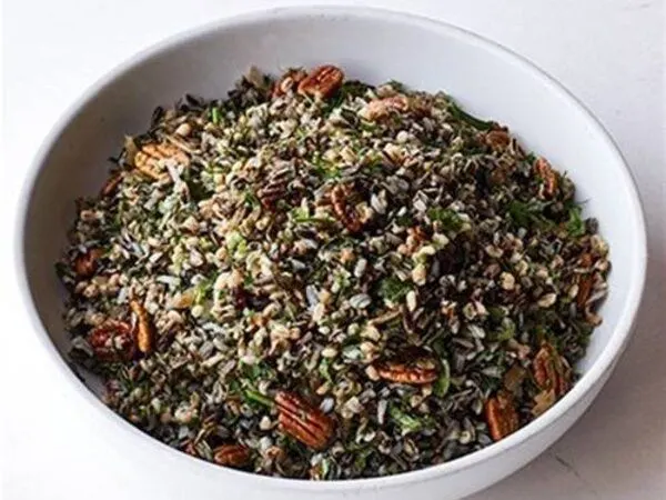 Wild Rice with Pecans and Currants