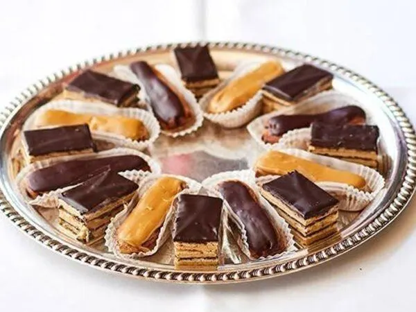 Bite-size French Pastries