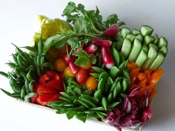 Crudite Crate with herb dip and hummus