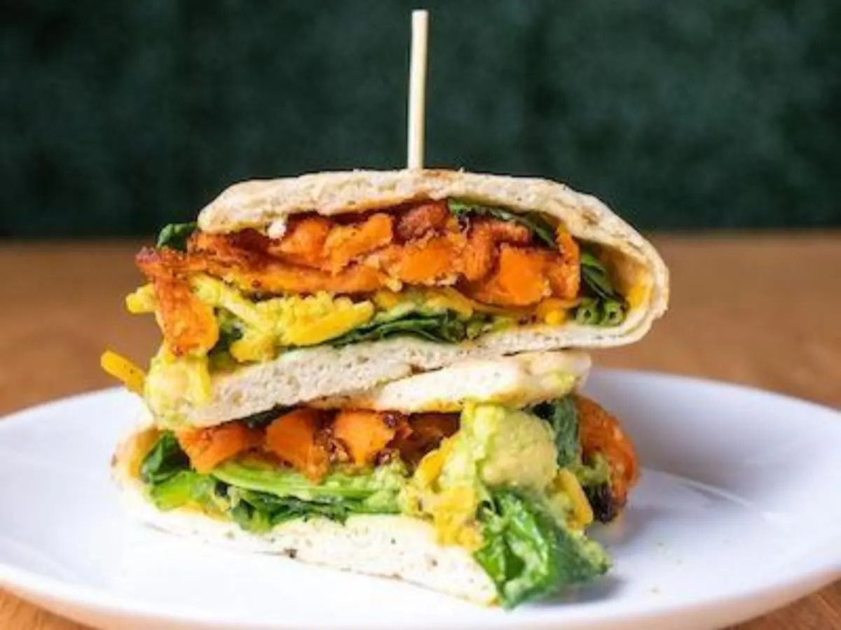 Cali Pitadia Wrap