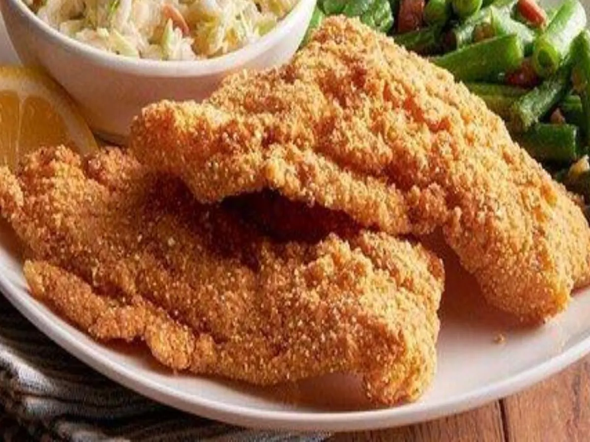 Fried Fish - Tartar Sauce with Mac and Cheese