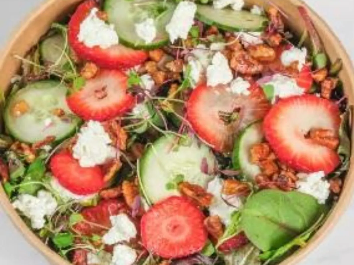 Strawberry Goat Cheese Salad - Bowl