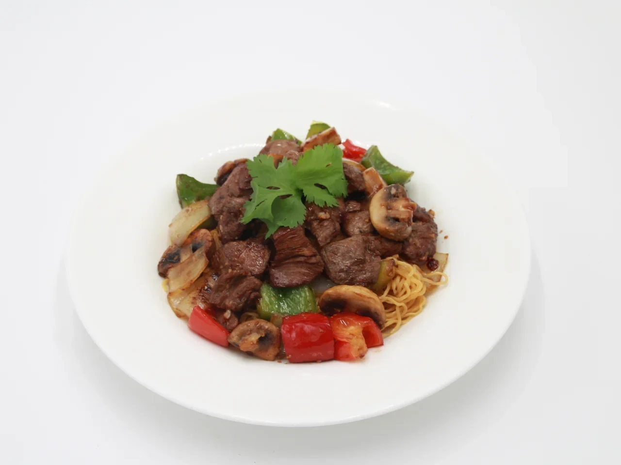 Shaken Beef Egg Noodle
