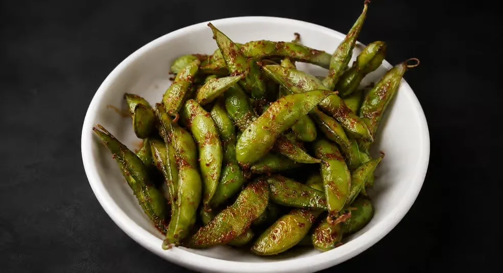 Spicy Garlic Edamame