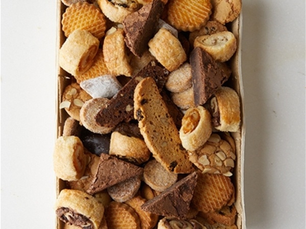 Eli Zabar Happy Hour and Treats