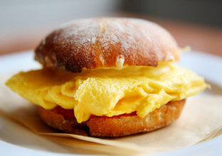 Egg on a Roll with Home Fries Egg on a Roll with Home Fries