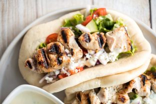 Mediterranean Grilled Chicken Pita Sandwich Mediterranean Grilled Chicken Pita Sandwich