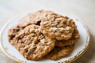 Jumbo Oatmeal Raisin Cookie Jumbo Oatmeal Raisin Cookie