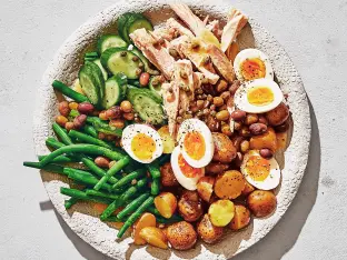 Nicoise Salad With Tuna Salad