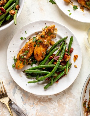 Chicken Marsala with Green Beans and Broccoli
