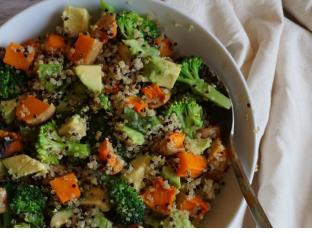 Vegan Tofu Quinoa Bowl with Sesame Ginger Dressing Vegan Tofu Quinoa Bowl with Sesame Ginger Dressing