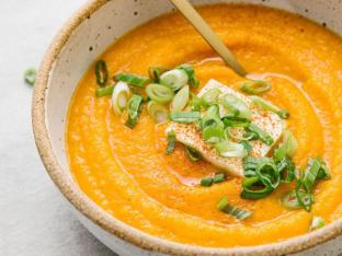 Ginger Miso Carrot Soup (vegetarian) Ginger Miso Carrot Soup (vegetarian)