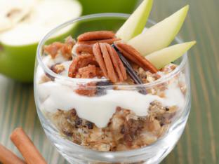 Apple Cinnamon Yogurt Parfait