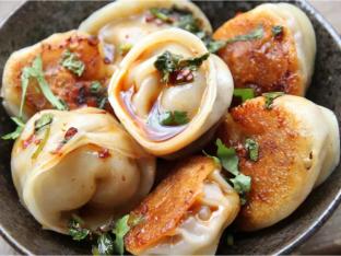Sweet and Spicy Dumplings (Chicken) Sweet and Spicy Dumplings (Chicken)