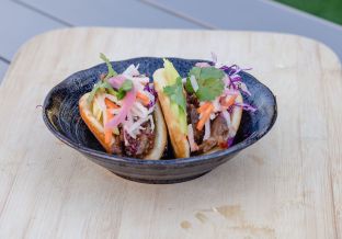 2 Shaking Beef Ribeye Buns and Salad Box