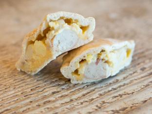 Sausage, Potato, Eggs and Cheese Pie Sausage, Potato, Eggs and Cheese Pie