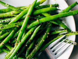 Charred Garlic Green Beans Charred Garlic Green Beans