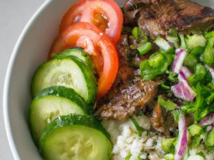 White Rice Steak Bowl with Eons Salad & Hummus Spread