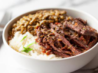 White Rice Steak Bowl with Lentil Salad & Garlic Spread