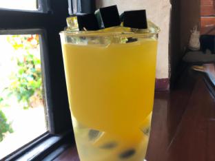 Mango Green Tea with Grass Jelly - Half Sweet [16 oz]