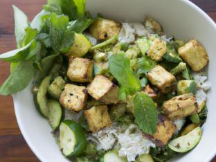 House Garden Salad with Grilled Tofu (Jain) [16 oz]