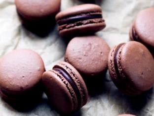 Intense Chocolate Macaron Intense Chocolate Macaron