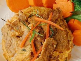 Rattanakosin Red Curry Pork Fried Rice [18 oz]