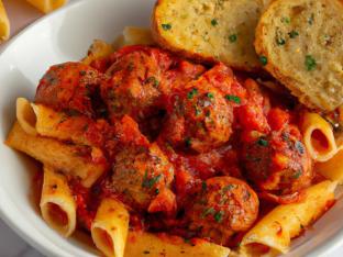 Penne with Meatballs and Marinara Sauce [21 oz]