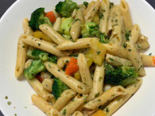 (GF) Penne with Mixed Veggies and Pesto Cream [18 oz]