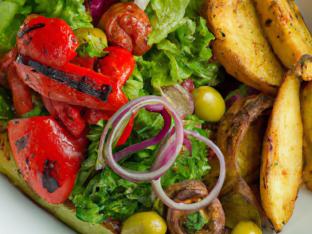 Grilled Veggie w/ Red Potatoes and Greek Salad