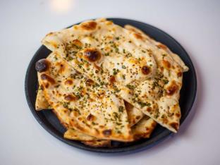 Chili Olive Naan
