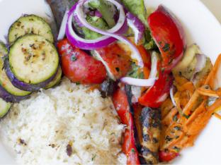 Vegan / Dairy-Free - Grilled Veggies w/ Potatoes and Greek Salad Box