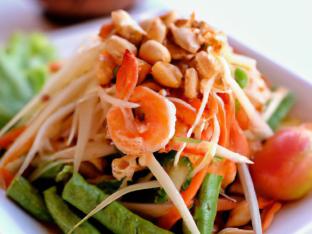 Papaya Salad | Shrimp [Extra Dressing]