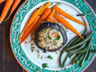 Stuffed Portobello Ripieni with Honey Roasted Carrots and Green Beans Stuffed Portobello Ripieni with Honey Roasted Carrots and Green Beans