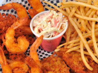 Fried Shrimp Basket with Cajun Fries and Coleslaw [16 oz]