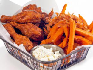 Chicken Wing Basket with Sweet Potato Fries and Coleslaw [21 oz]