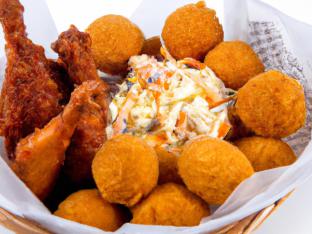 Chicken Wing Basket with Hushpuppies and Coleslaw [16 oz]